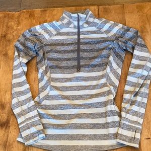 Lululemon 🍋 Striped Super Soft quarter 2 way zip